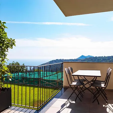 Le Capannelle 2* Sant'Agata sui due Golfi